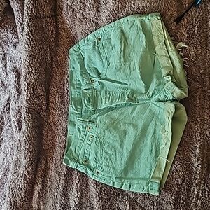 Levi high wasted denim shorts